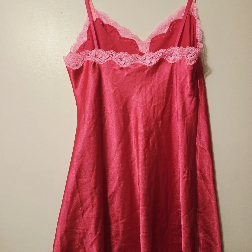Vintage Victoria's Secret Babydoll Sleep Fuchsia Sz L Nightgown Satin Feel Gift - Picture 3 of 8
